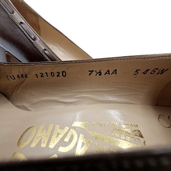Vintage Salvatore Ferragamo Womens 7.5 Brown Tan Italy Leather Dress Pumps Heels - Picture 6 of 11